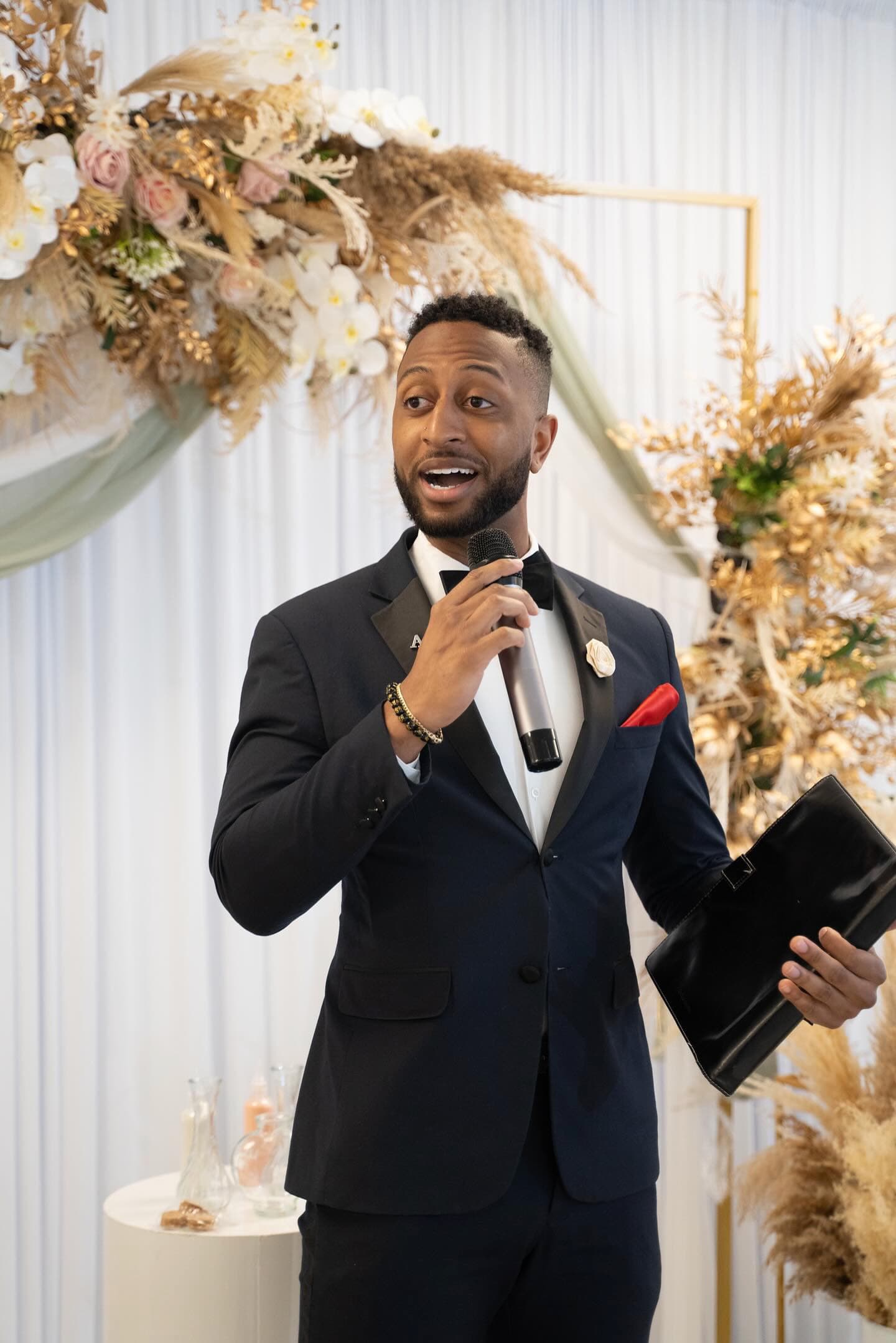 Tré Hunter officiating at an Atlanta wedding ceremony